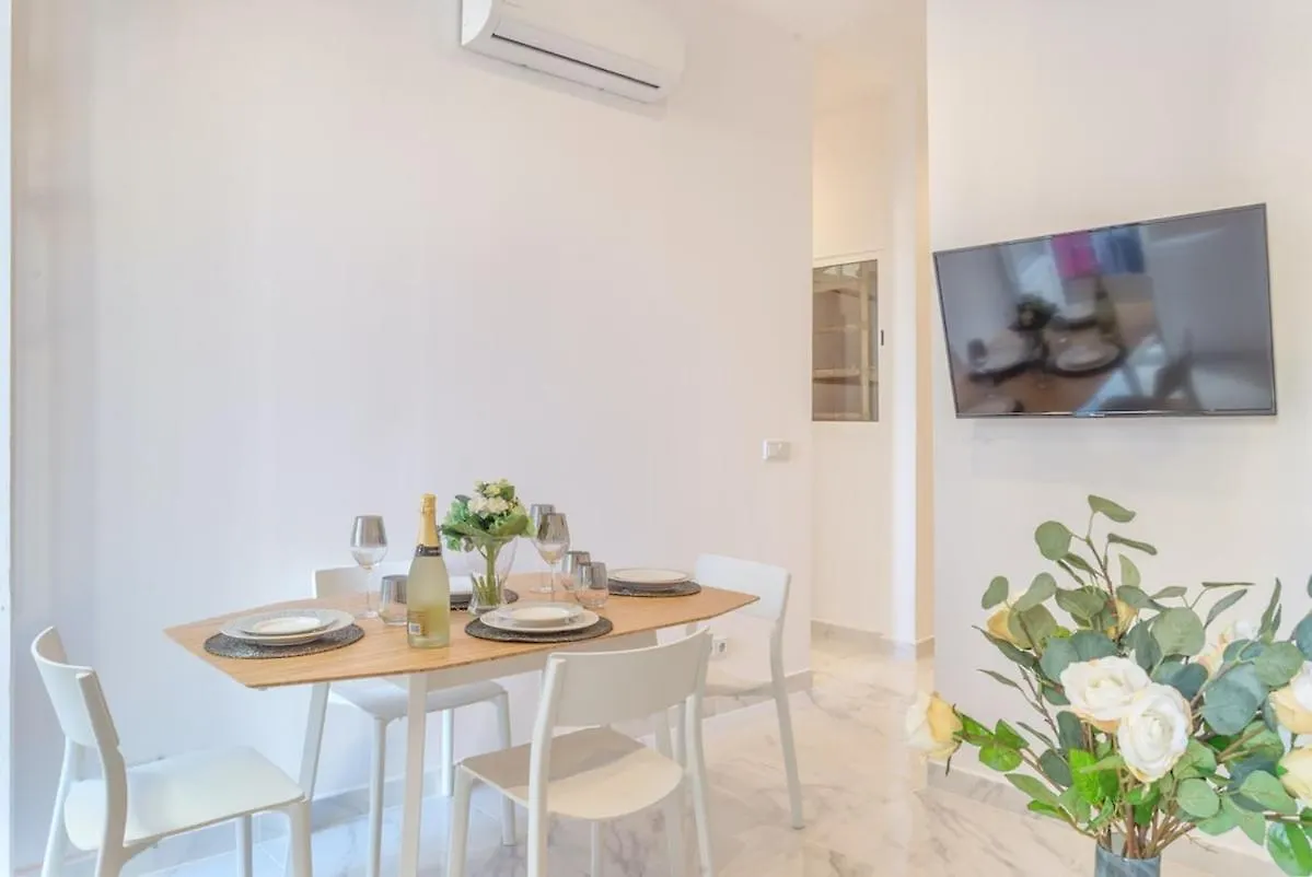 Mona Lisa Suite Málaga Lägenhet